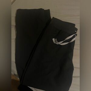 figs yola pants size medium regular